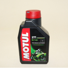 картинка MOTUL 510 2T  1л  (2-х тактное п/синтетика)   от интернет-магазина "АВТОИМПЕРИЯ", 3374650018478