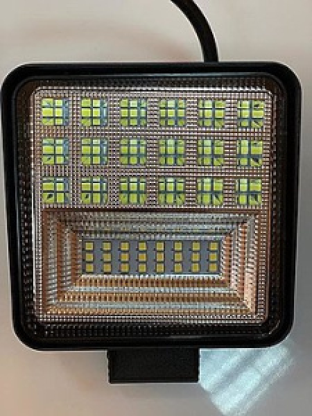 картинка Фара-туманка диодная 42LED-126W (квадратная) 110/mm/110mm/35mm от интернет-магазина "АВТОИМПЕРИЯ", 2200004380704